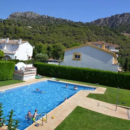 ¡casa Encantadora Con Piscina Y Cerca De La Playa En L'estartit! - Es-323-55