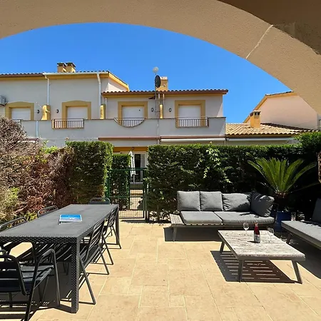 ¡casa Encantadora Con Piscina Y Cerca De La Playa En L'estartit! - Es-323-55 *